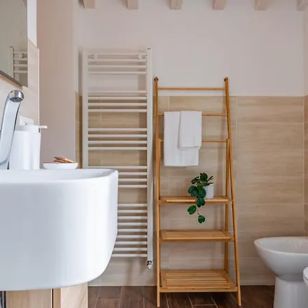 בית נופש Profumo Di Salvia מאג'ונה